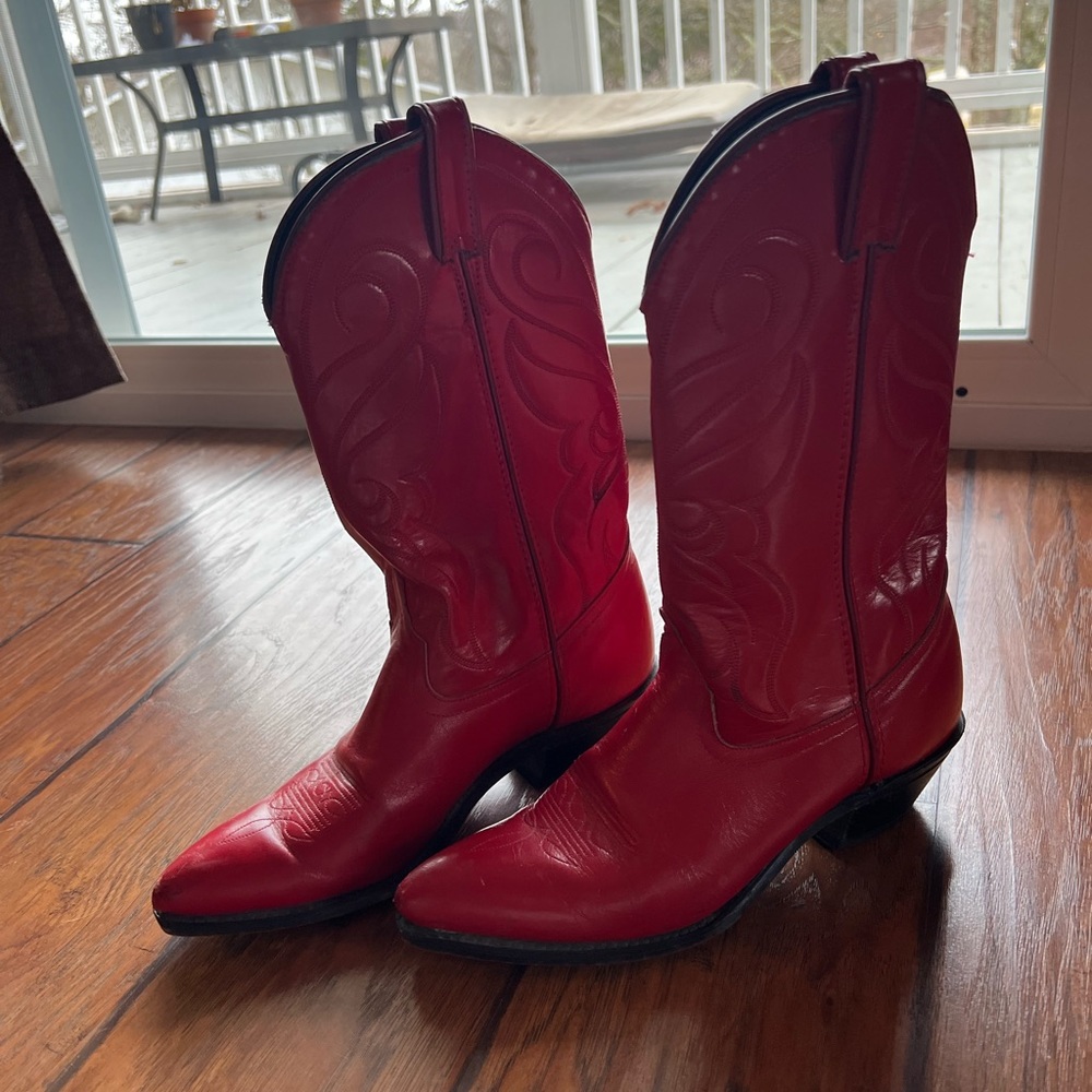 red cowboy boots - women’s